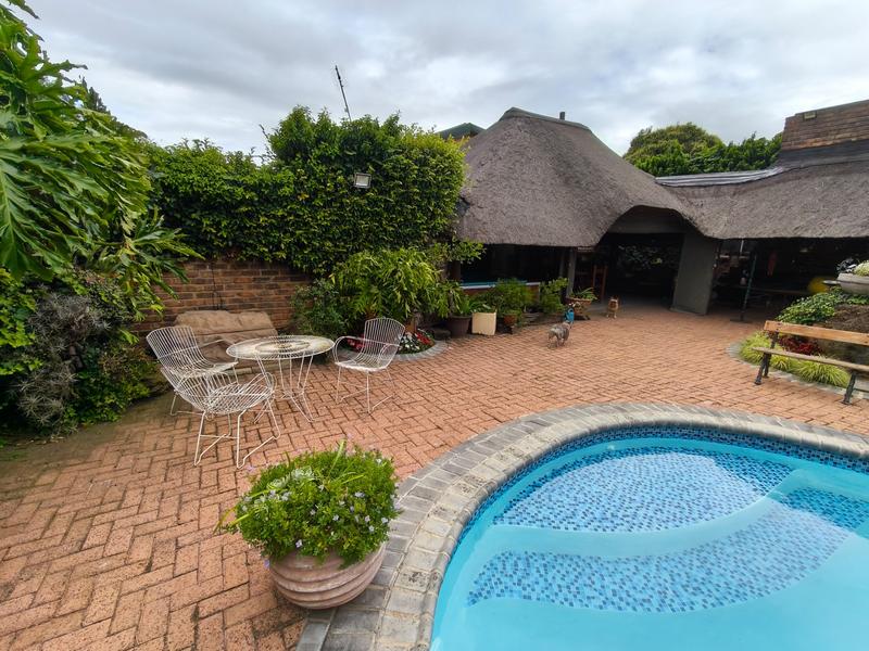 9 Bedroom Property for Sale in Middelburg Eastern Cape